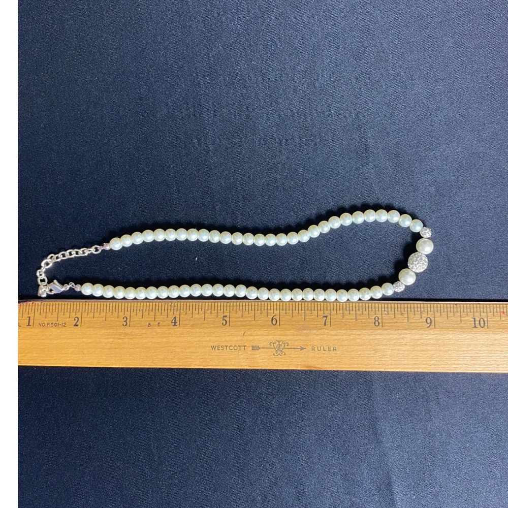 Pearl Beaded Necklace With Crystal Clasp Silver Tone Women Fashion Jewelry